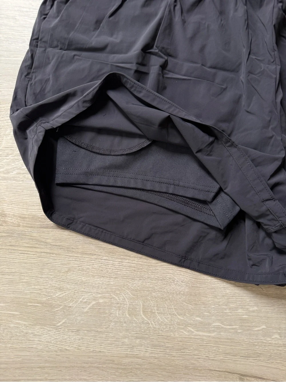 Spyder 2-in-1 Woven Compression Running Gym Workout Shorts Women’s XL Black - Picture 3 of 7